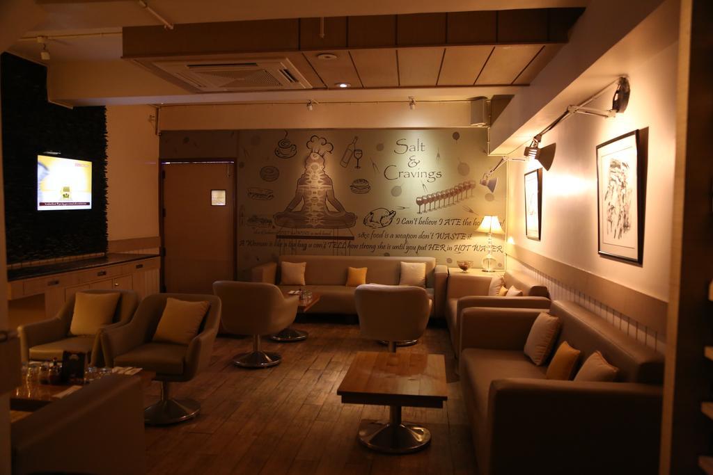 Hotel President 德拉敦 外观 照片